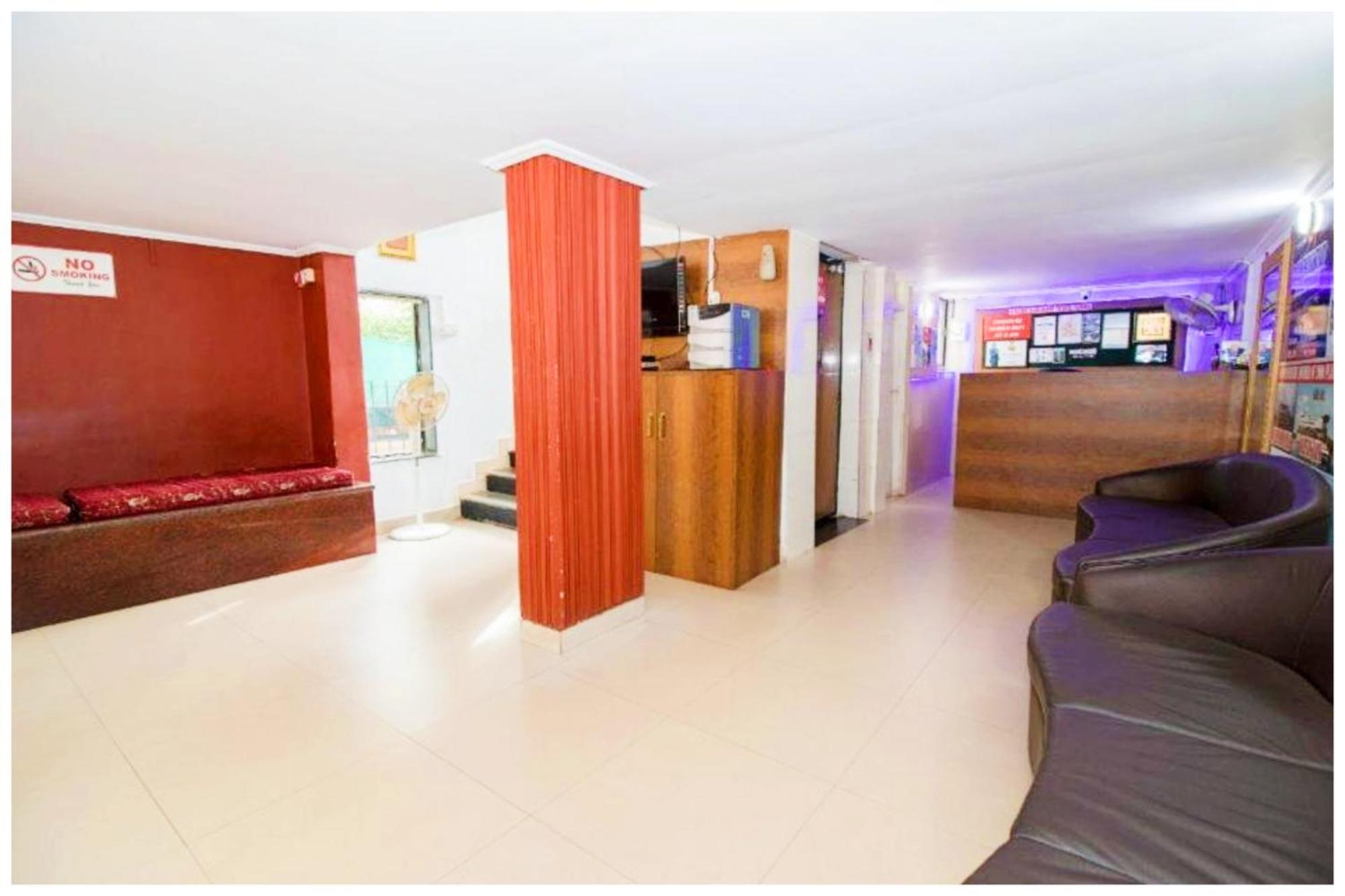 Hotel Premium Travellers # Inn Near Temple - Fully Air Conditioning Hotel - Hygiene And Spacious Room - A Top Rated Luxuary Hotel Merces Luaran gambar